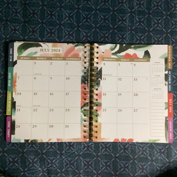 Floral Agenda Planner 2024 New 17 months August 2023-December 2024 - Picture 5 of 11
